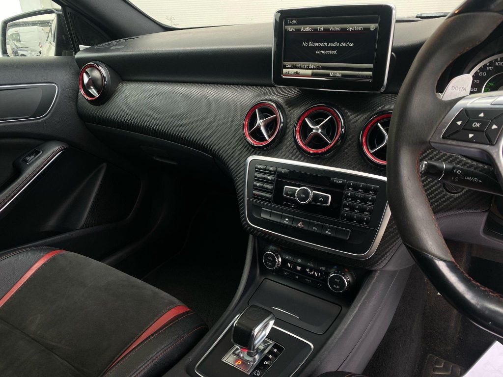 Mercedes-Benz A Class 2.0 A45 AMG SpdS DCT 4MATIC Euro 6 (s/s) 5dr