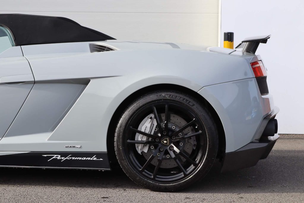 Lamborghini Gallardo 5.0 V10 Spyder EGear 4WD Euro 4 2dr