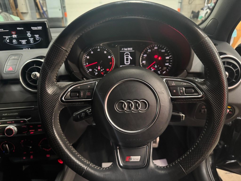 Audi A1 1.4 TFSI CoD S line Euro 6 (s/s) 3dr
